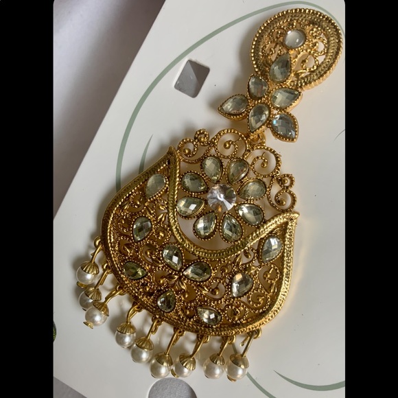 Studded pearl drop kundan Jhumka - Picture 2 of 3